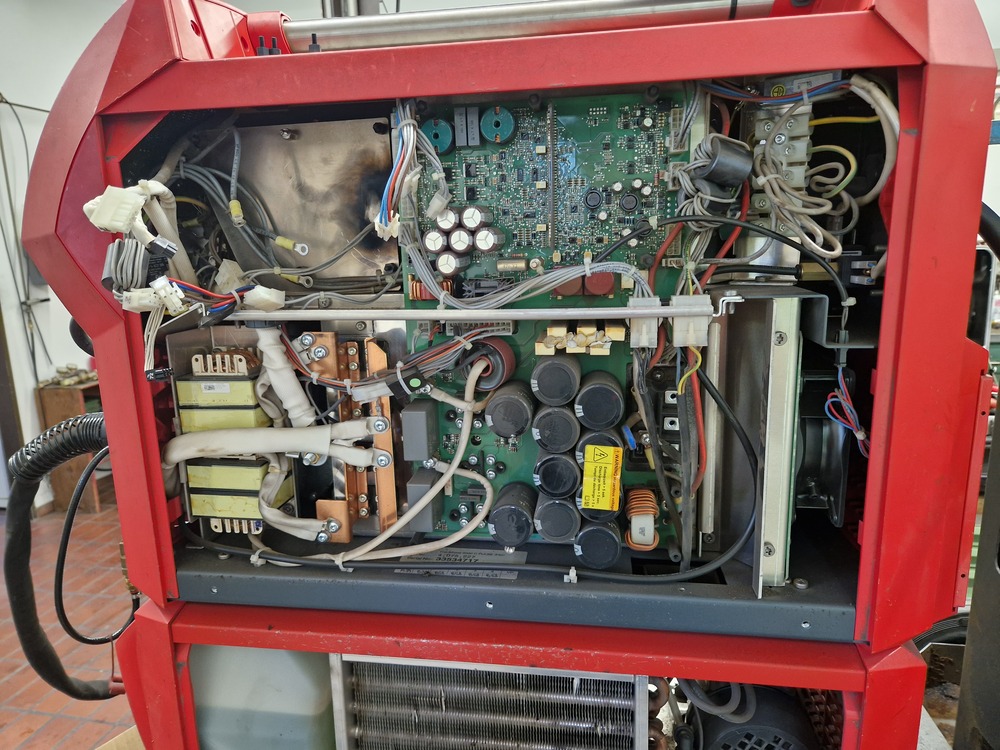 Reparatur von Schweißgeräten Reparatur von Schweißgeräten