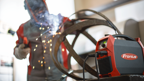 pwpropictranspocket150sculptor1540x866