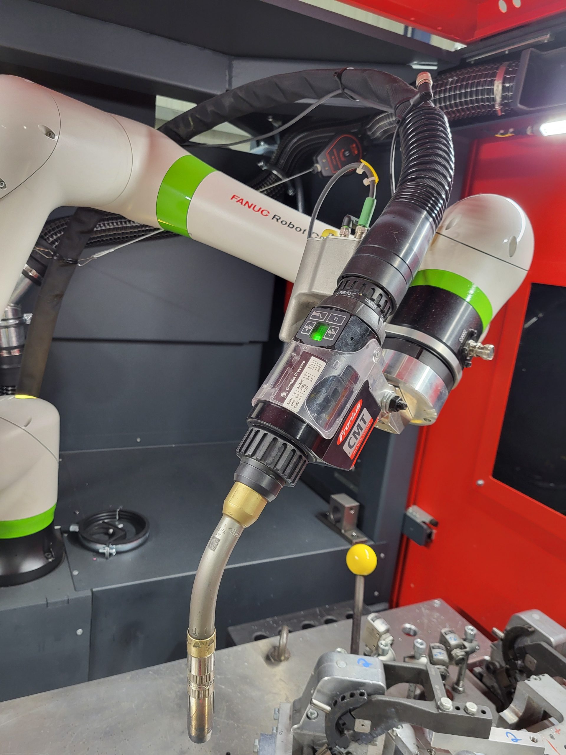 cobot-schweisszelle-mit-fanuc-crx-10ia-20260218073805